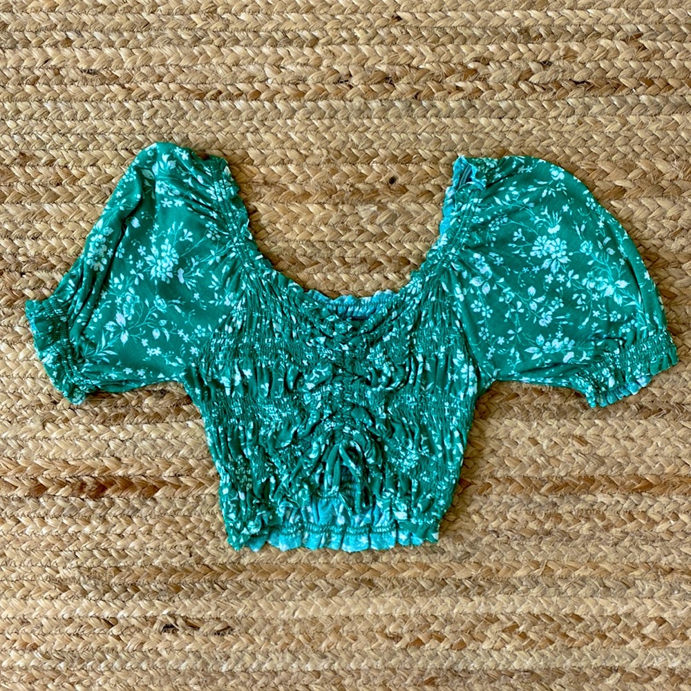 Urban Outfitters crop top, Size XS